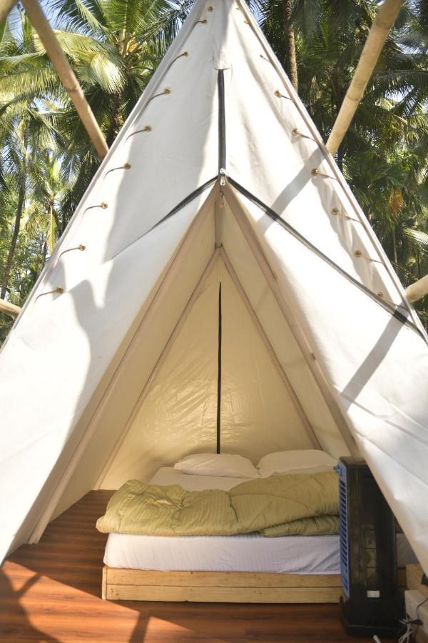 Moonstone Hammock Alibaug Hotell Alībāg Exteriör bild